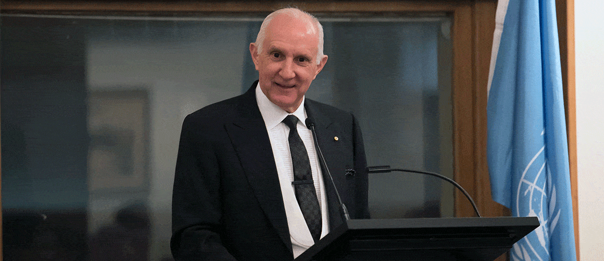 CEO Les Schirato UNAA Lifeworks Award | Vittoria Coffee